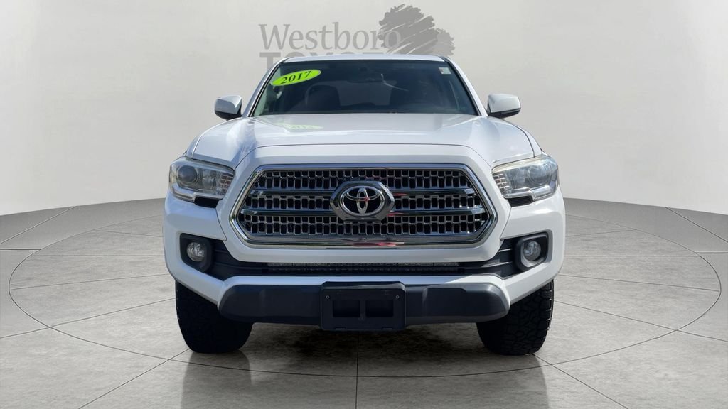 Used 2017 White Toyota SR5 image 2