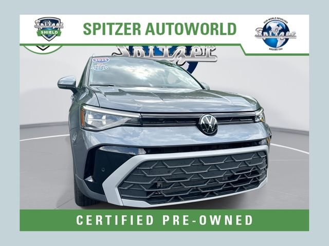 Used 2025 Gray Volkswagen 1.5T SE image 1
