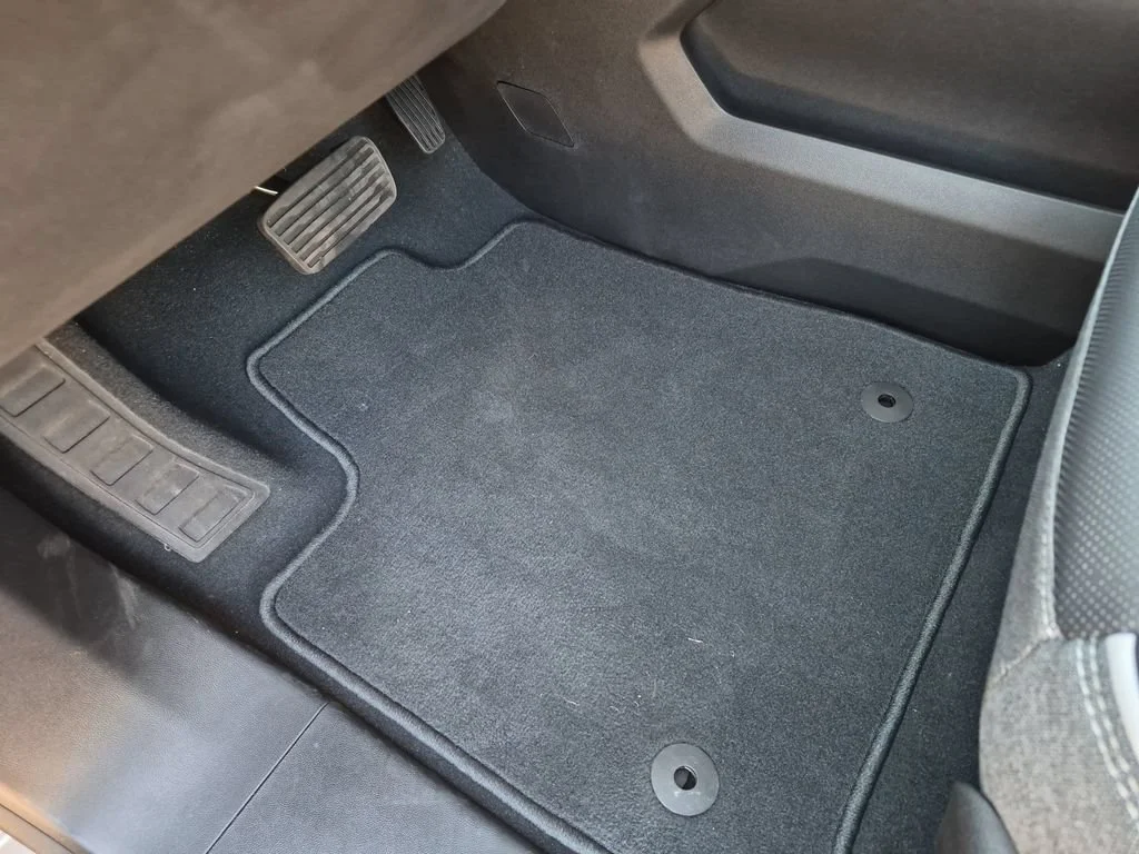 2026 GMC Sierra EV Elevation - Photo 22