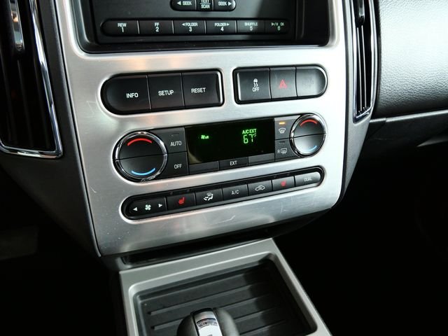 Used 2009 Gray Ford Limited image 21