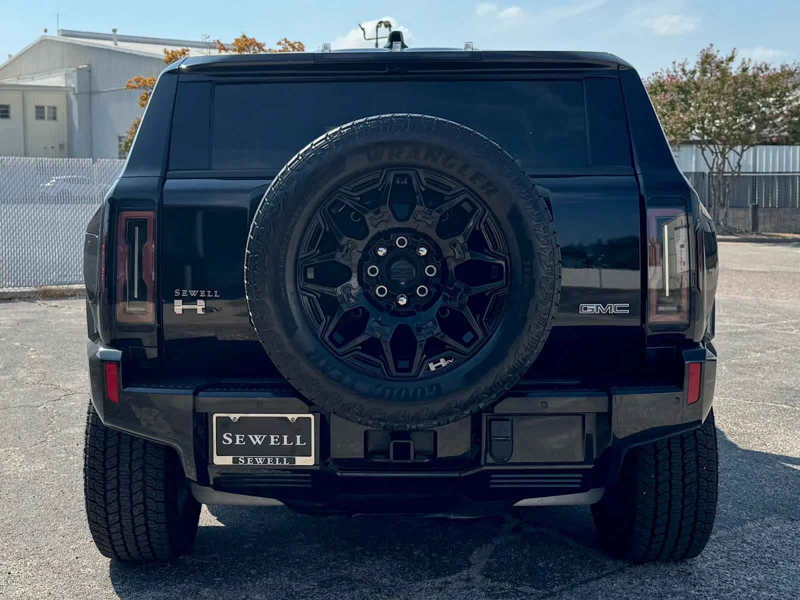 Certified Used 2026 Void Black GMC 2X image 5