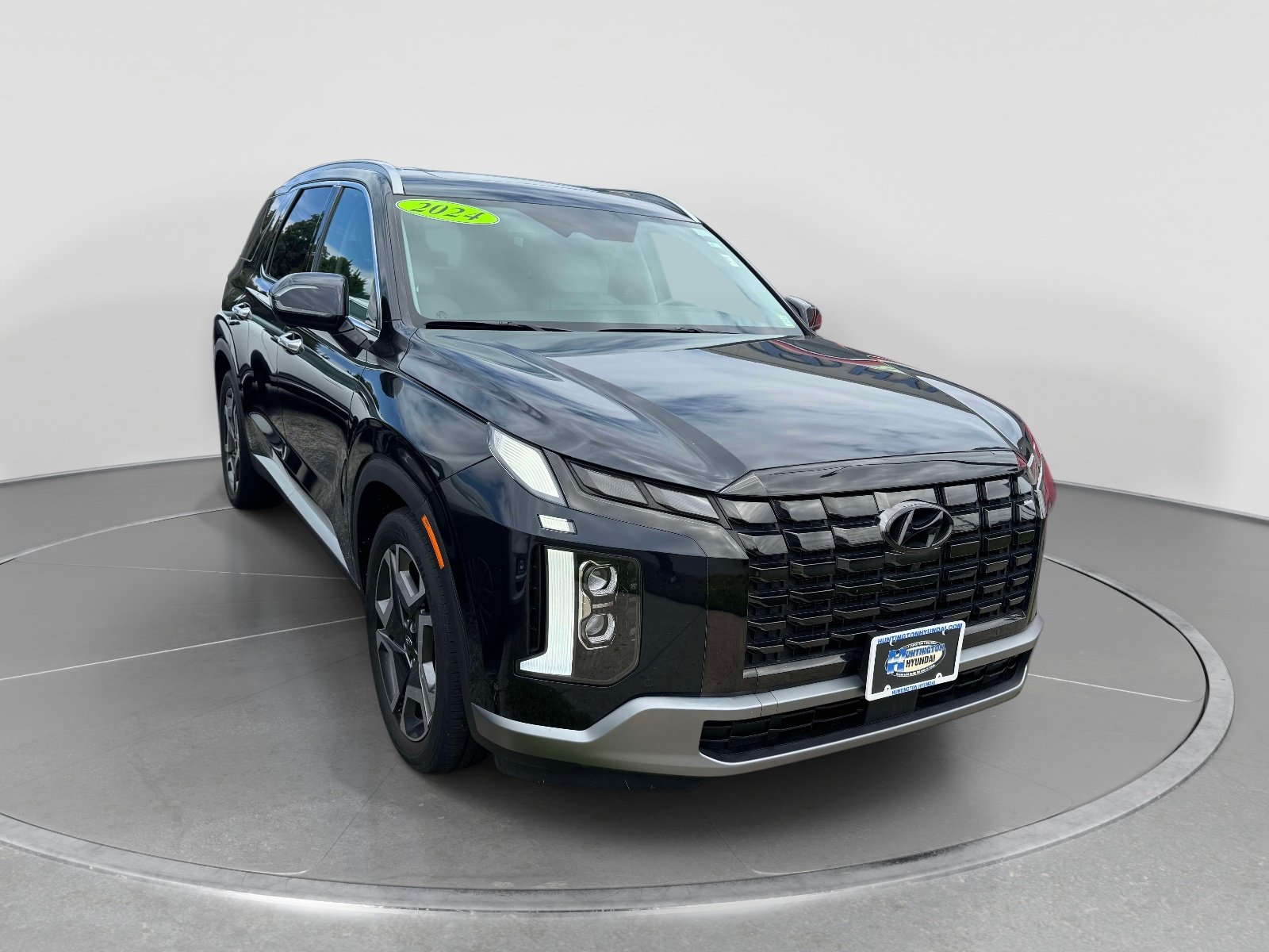 Certified Used 2024 White Hyundai SEL image 1