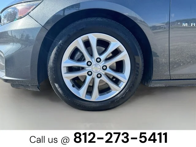 Used 2016 Gray Chevrolet LT image 27