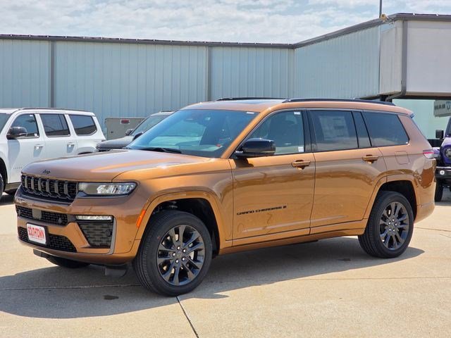 New 2026 Copper Shino Metallic Clear-Coat Exterior Paint Jeep Limited Reserve image 3
