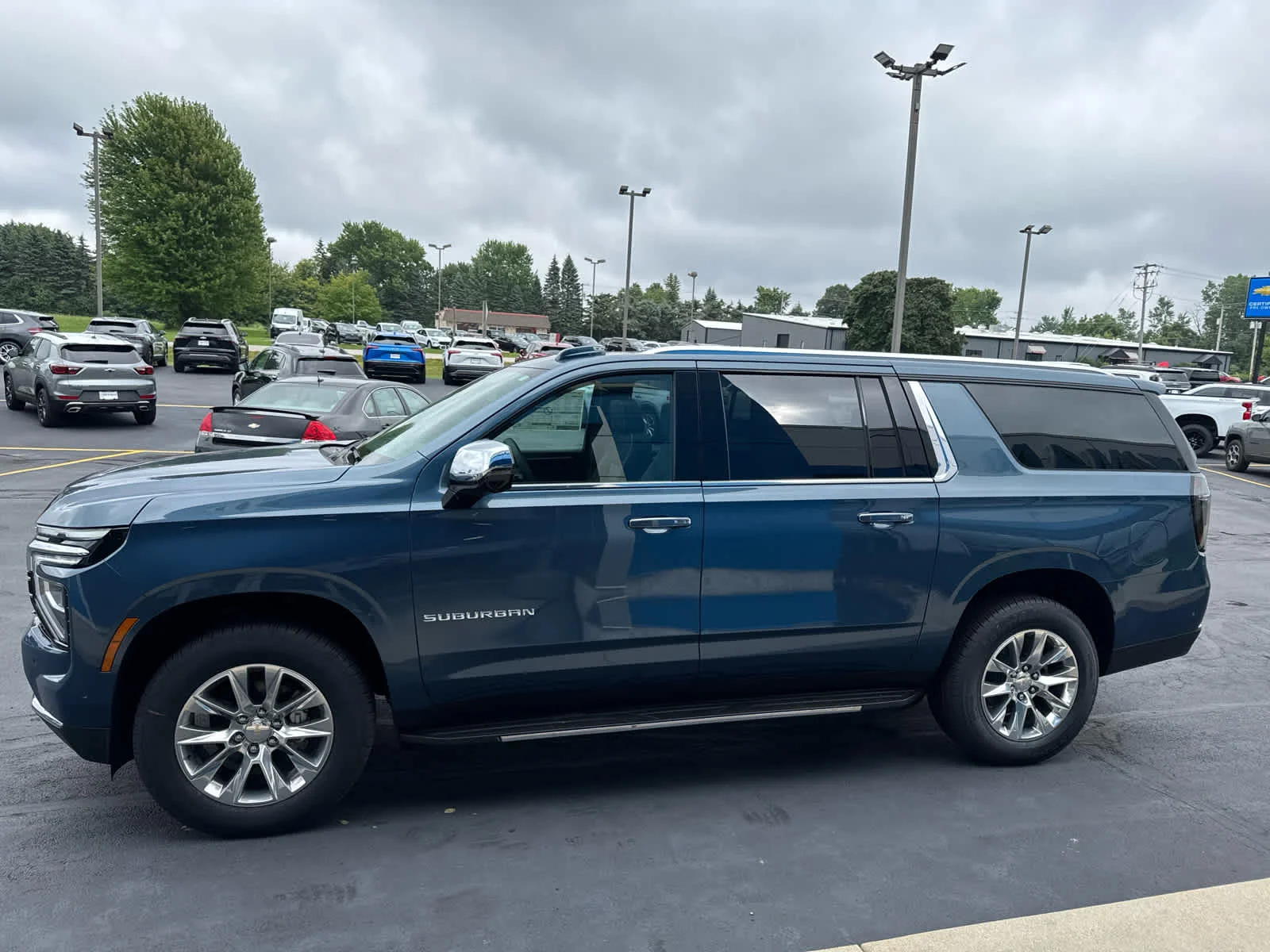 2026 Chevrolet Suburban Premier - Photo 11