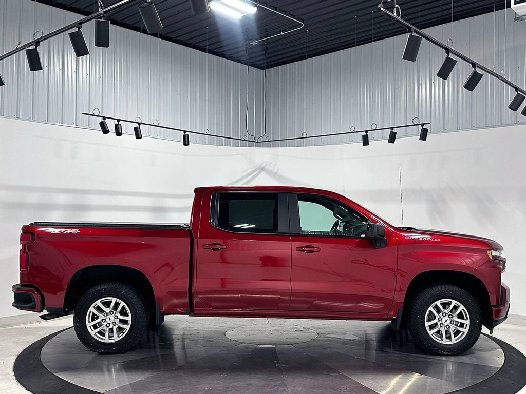 Used 2022 Cherry Red Tintcoat Chevrolet RST image 10