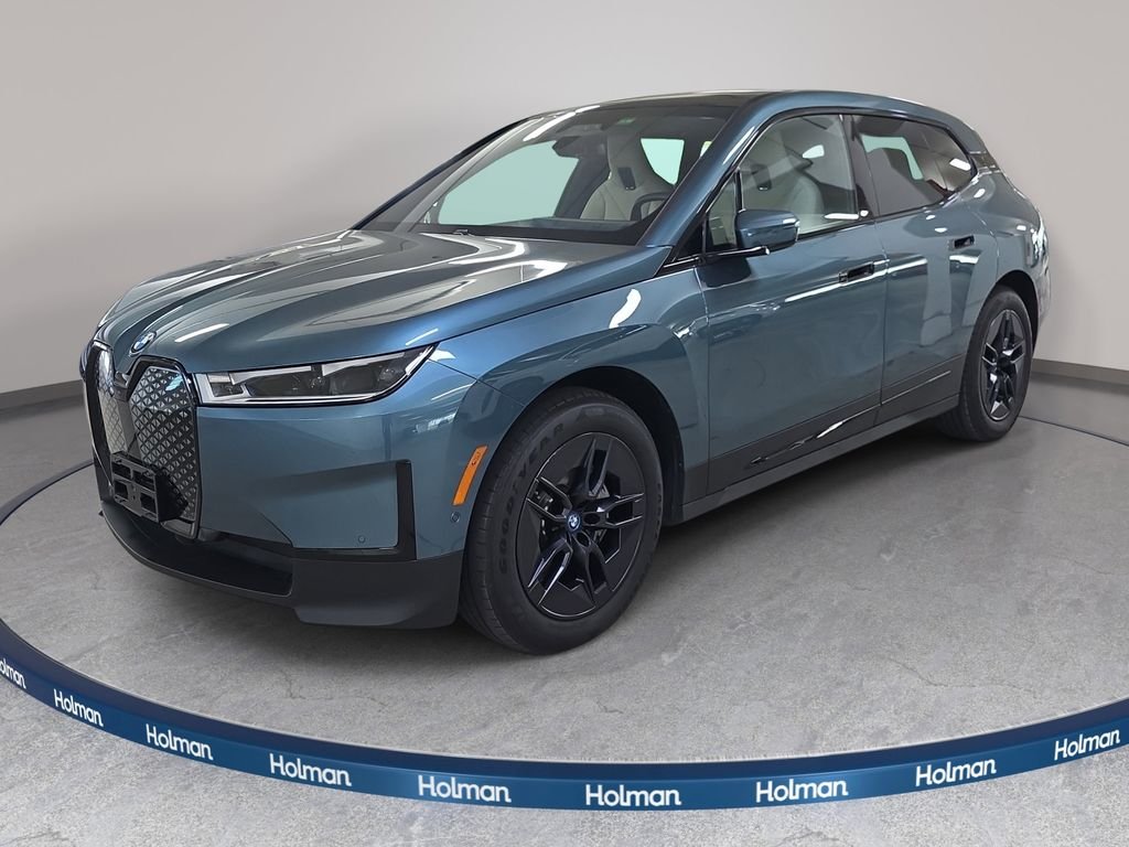 2024 BMW iX xDrive50's photo