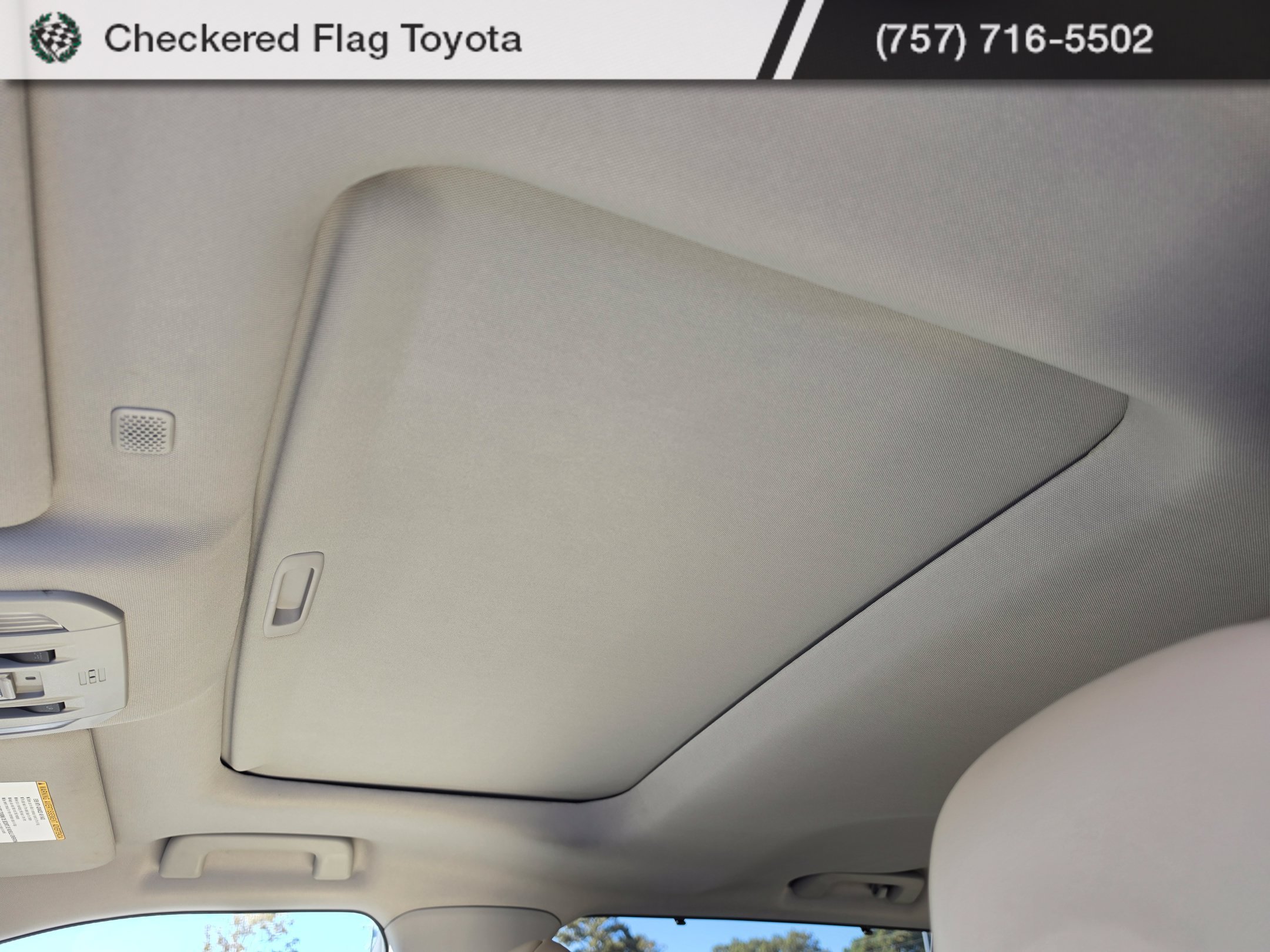 Used 2021 Moon Dust Toyota XLE image 9
