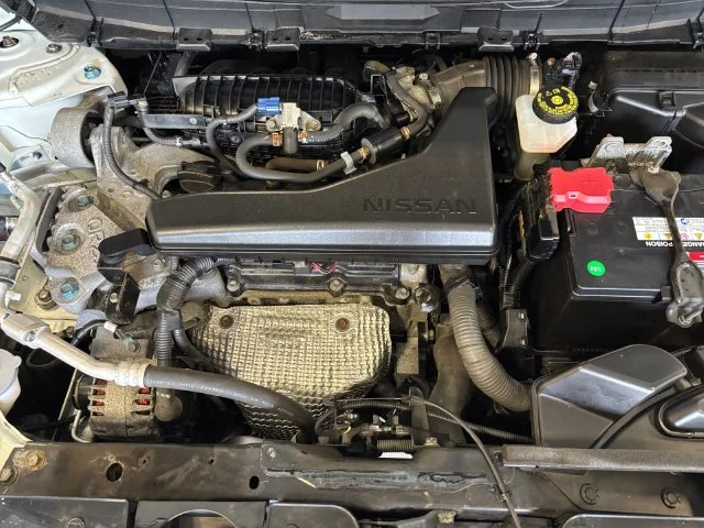 Used 2019 White Nissan SV image 29