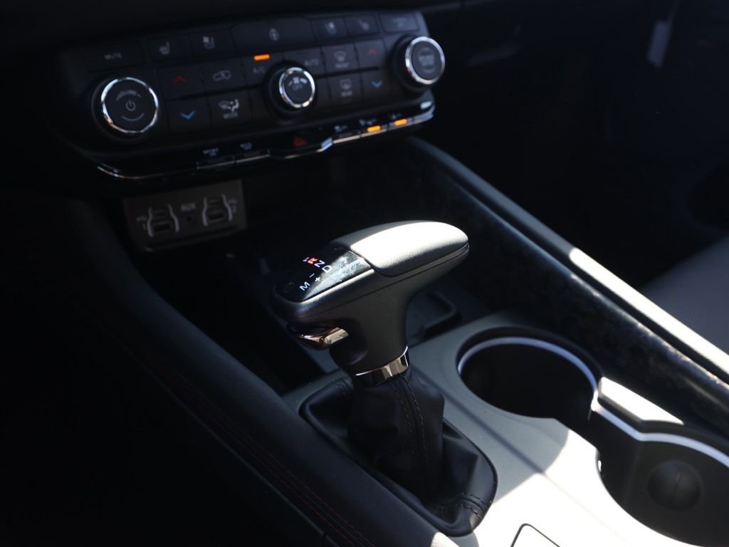 New 2026 White Knuckle Clear-Coat Exterior Paint Dodge GT Premium HEMI V8 image 30