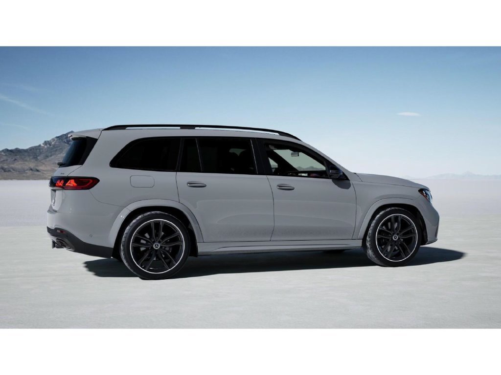 New 2027 MANUFAKTUR Alpine Grey Mercedes-Benz GLS 450 image 17