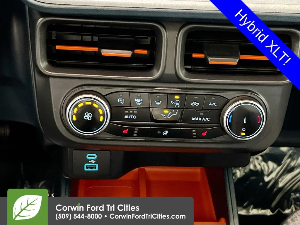 Used 2024 Blue Ford XLT image 9