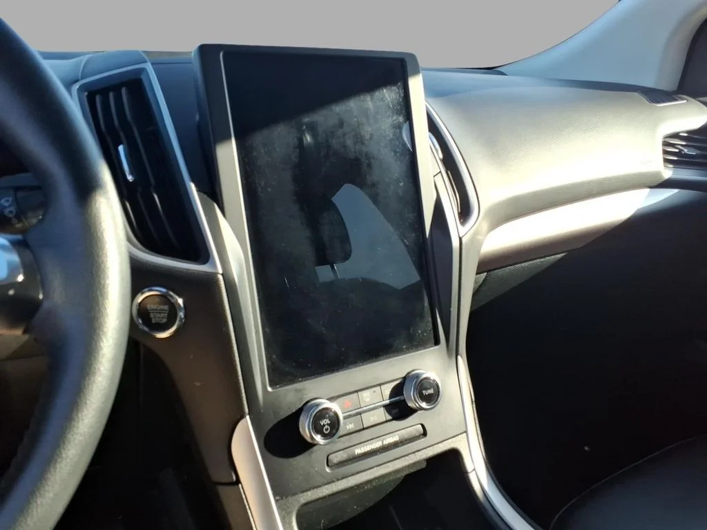 Used 2024 White Ford SEL image 21