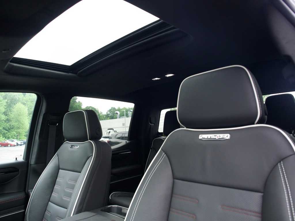 2026 GMC Sierra 1500 AT4X - Photo 12