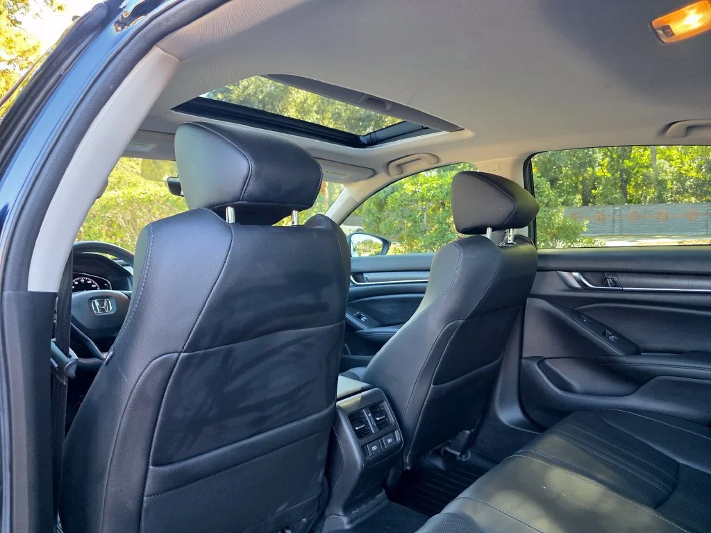 Used 2021 Black Honda Touring image 27