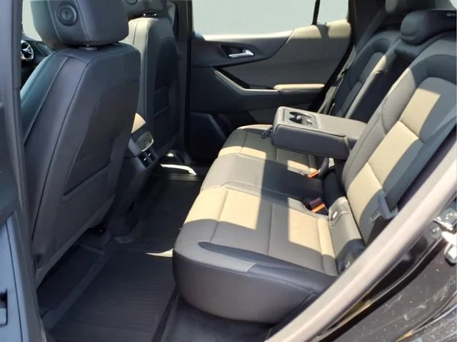 New 2026 Mosaic Black Metallic Chevrolet LT image 18