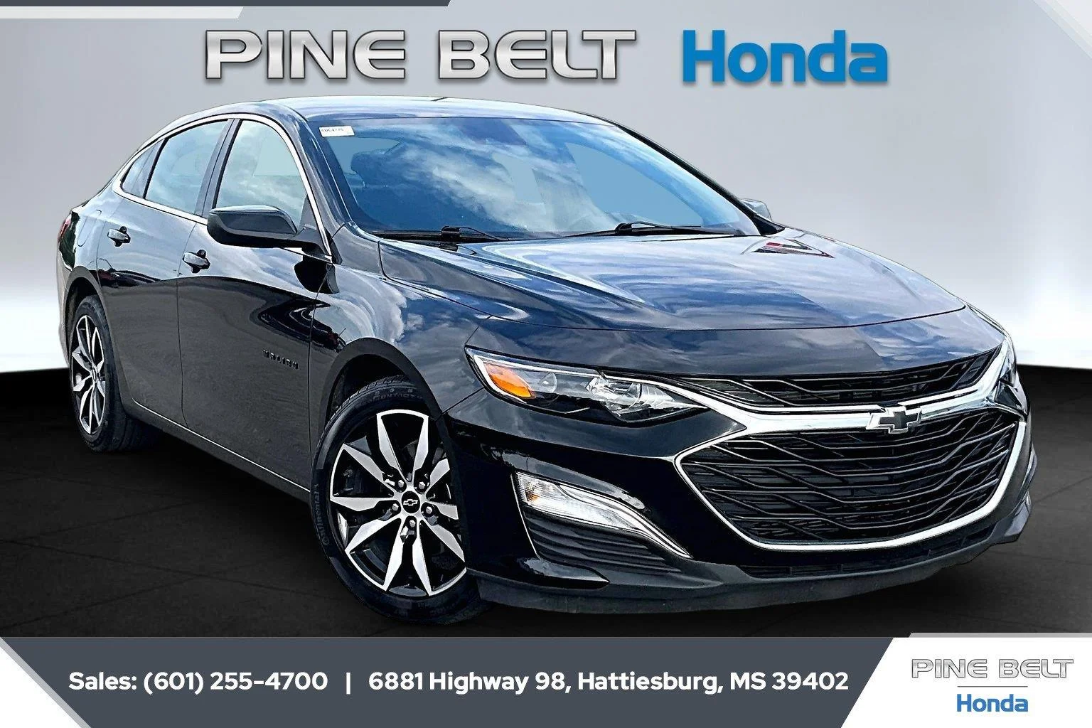Used 2025 Mosaic Black Metallic Chevrolet RS image 1