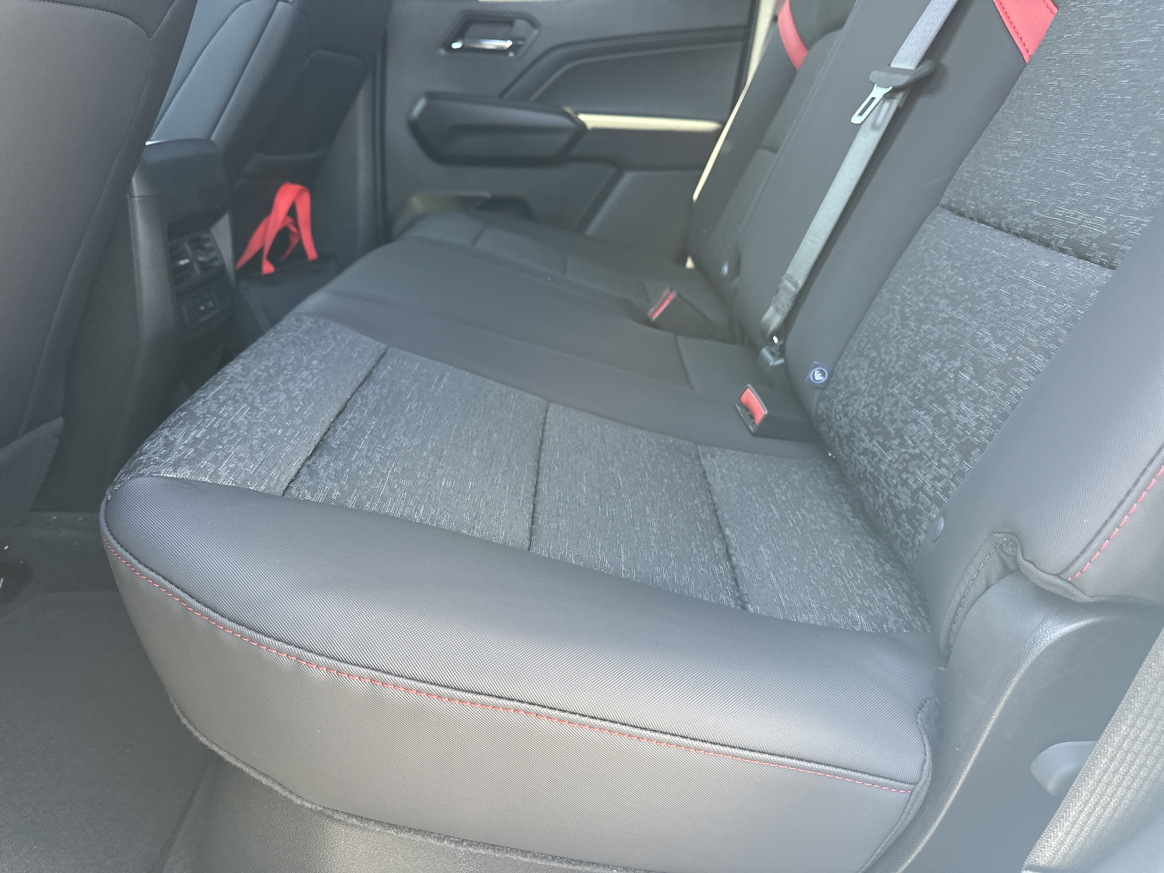 2026 Chevrolet Colorado Z71 - Photo 21