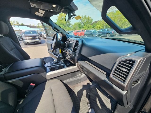 Used 2020  Ford XLT image 32