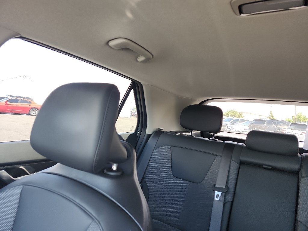 Used 2023 Cityscape Green Kia Wind image 30