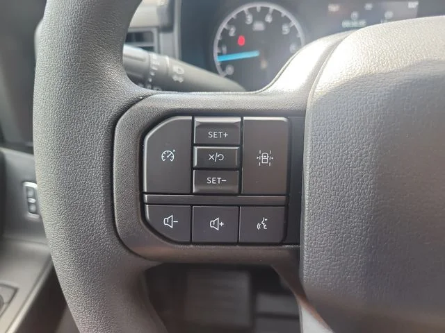 New 2026 Oxford White Ford XL image 27