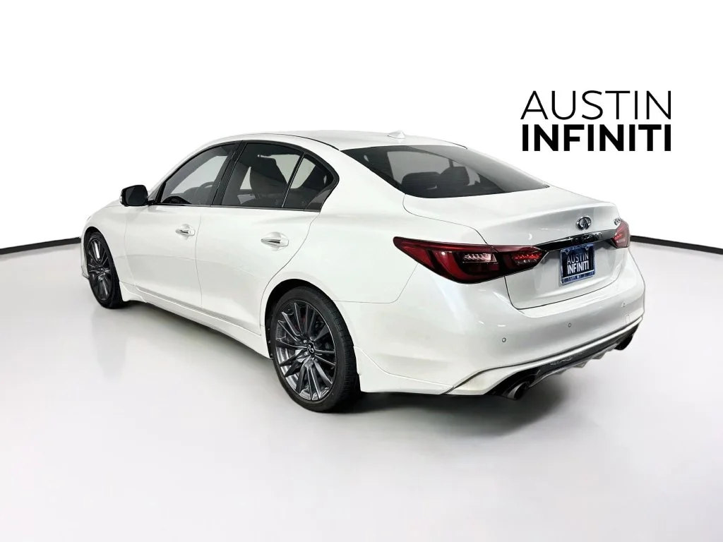 Certified Used 2023 White INFINITI Red Sport 400 image 7