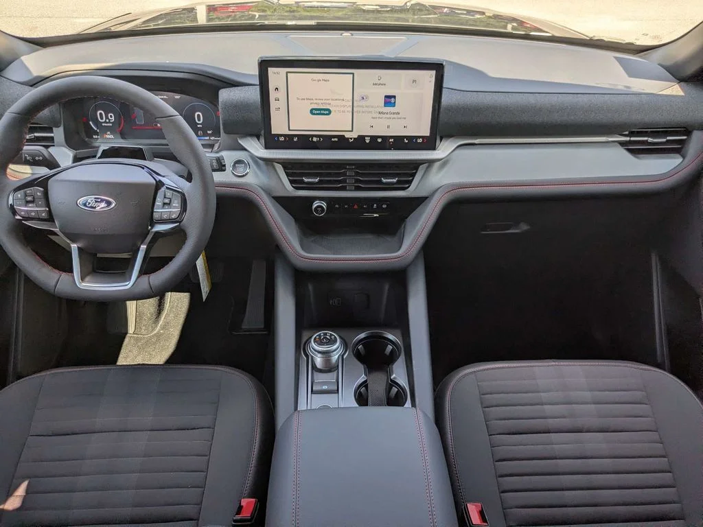 New 2027 Carbonized Gray Metallic Ford ST-Line image 12