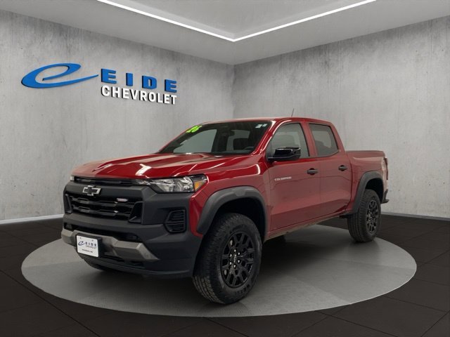 Used 2026 Red Chevrolet Trail Boss image 10