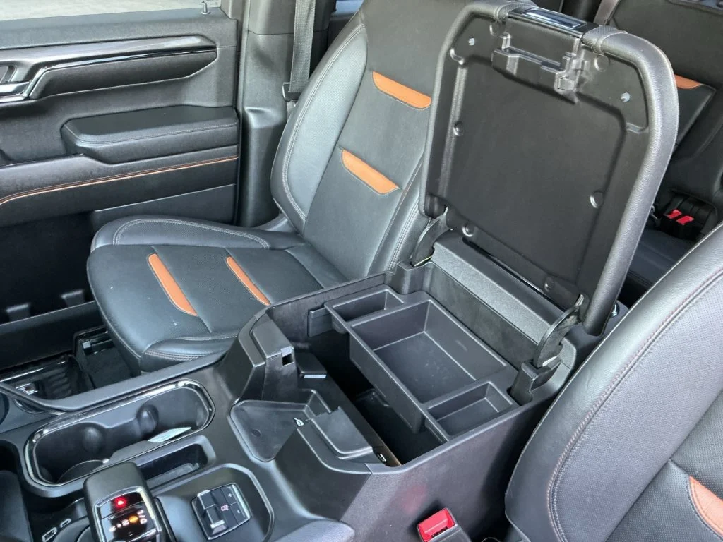 Used 2024 Summit White GMC AT4 image 33
