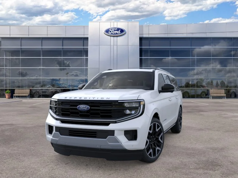 New 2026 Star White Metallic Tri-Coat Ford MAX Platinum® image 25