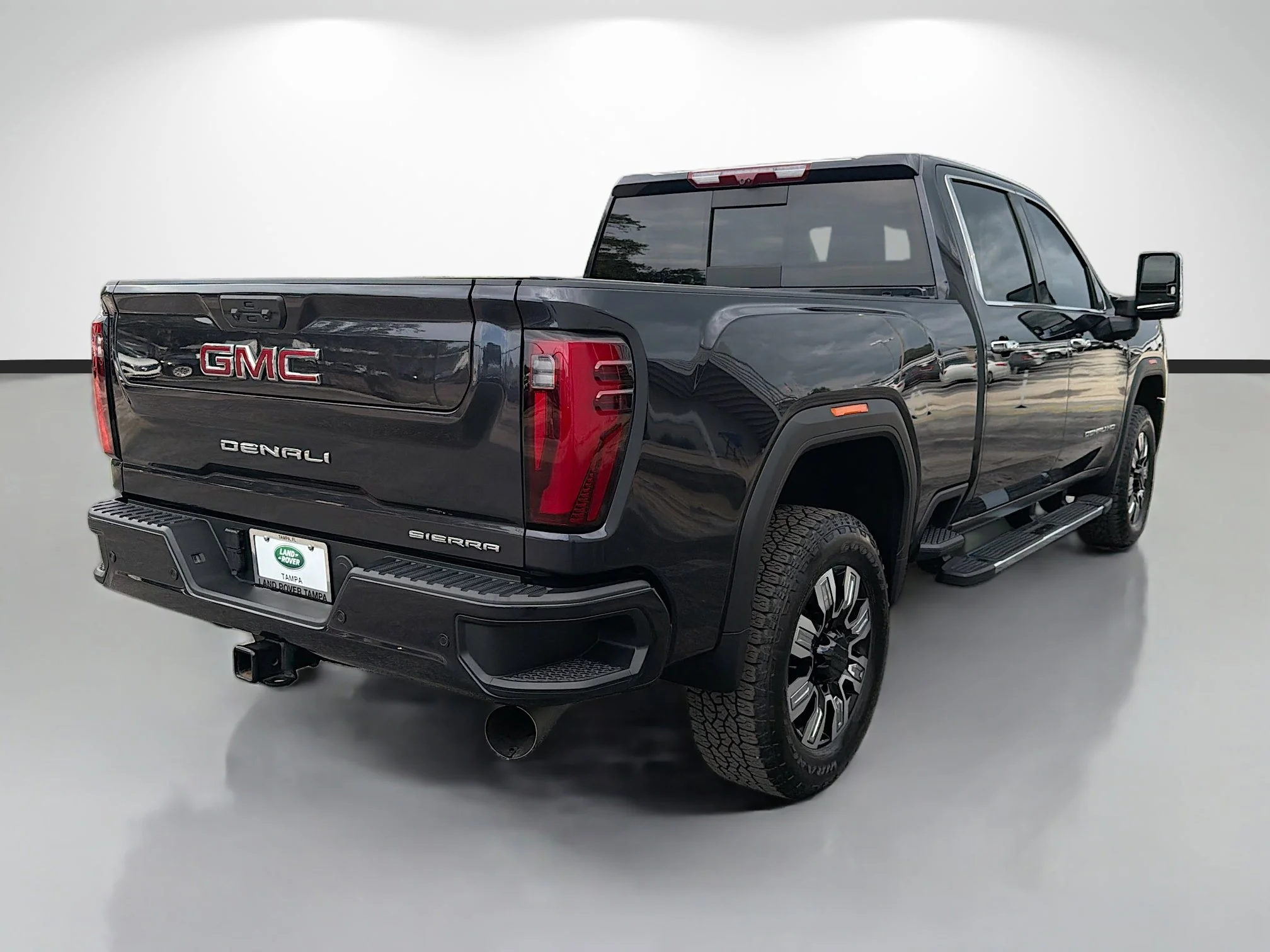 Used 2025 Titanium Rush Metallic GMC Denali image 5