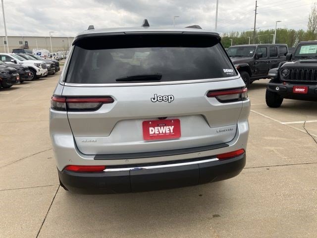 Used 2025 Silver Zynith Jeep Limited image 6