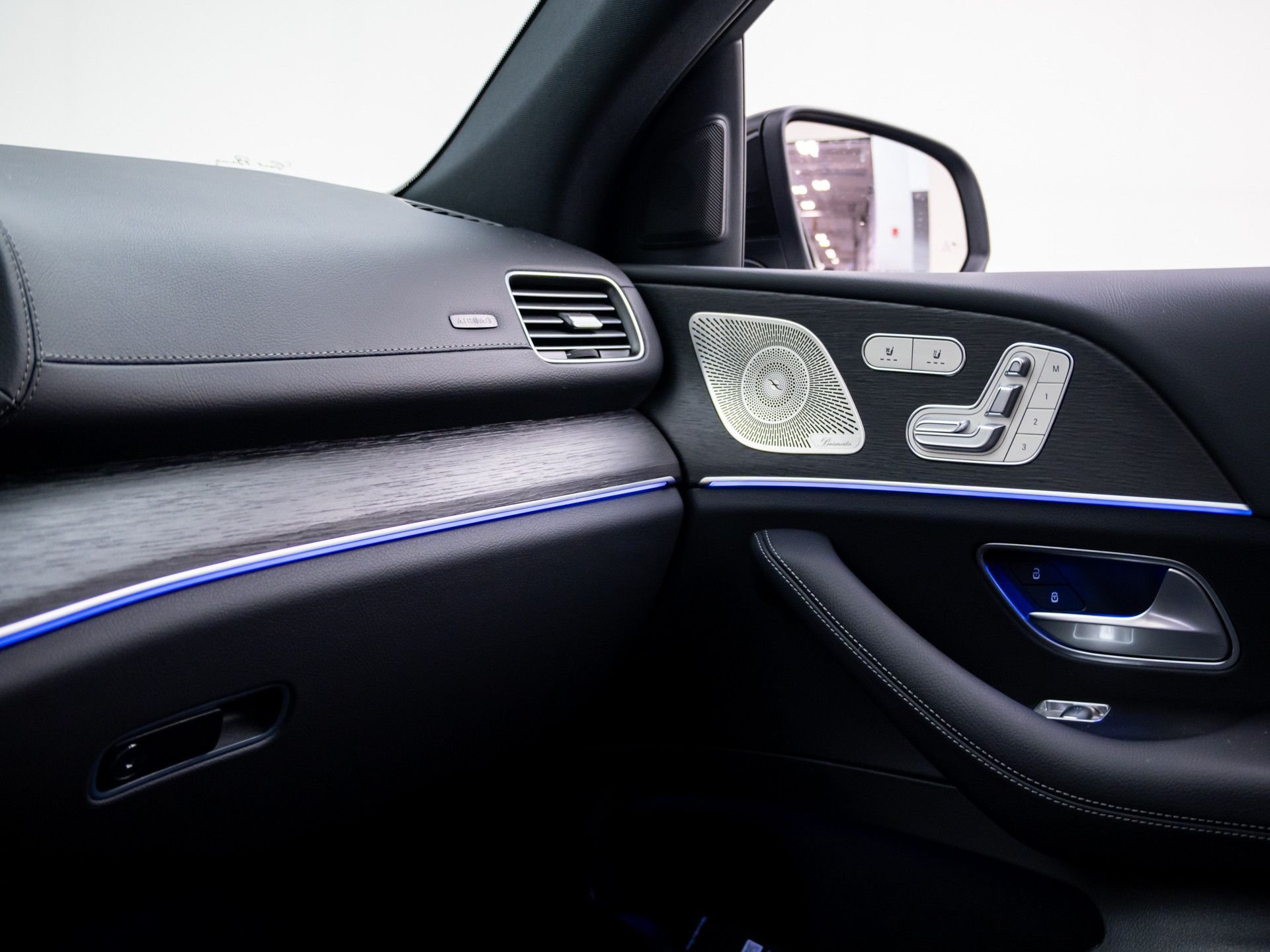 New 2026 Obsidian Black Metallic Mercedes-Benz GLE 450 Coupe image 31