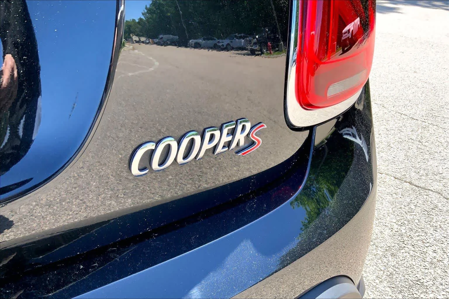 Used 2023 Midnight Black II MINI Cooper S image 28