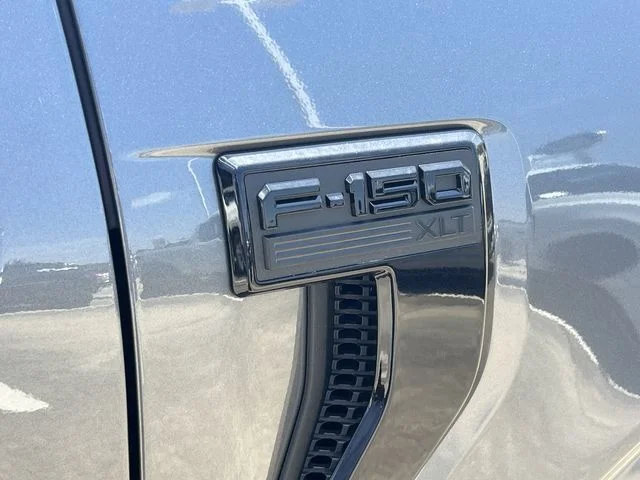 New 2026 Carbonized Gray Metallic Ford XLT image 11