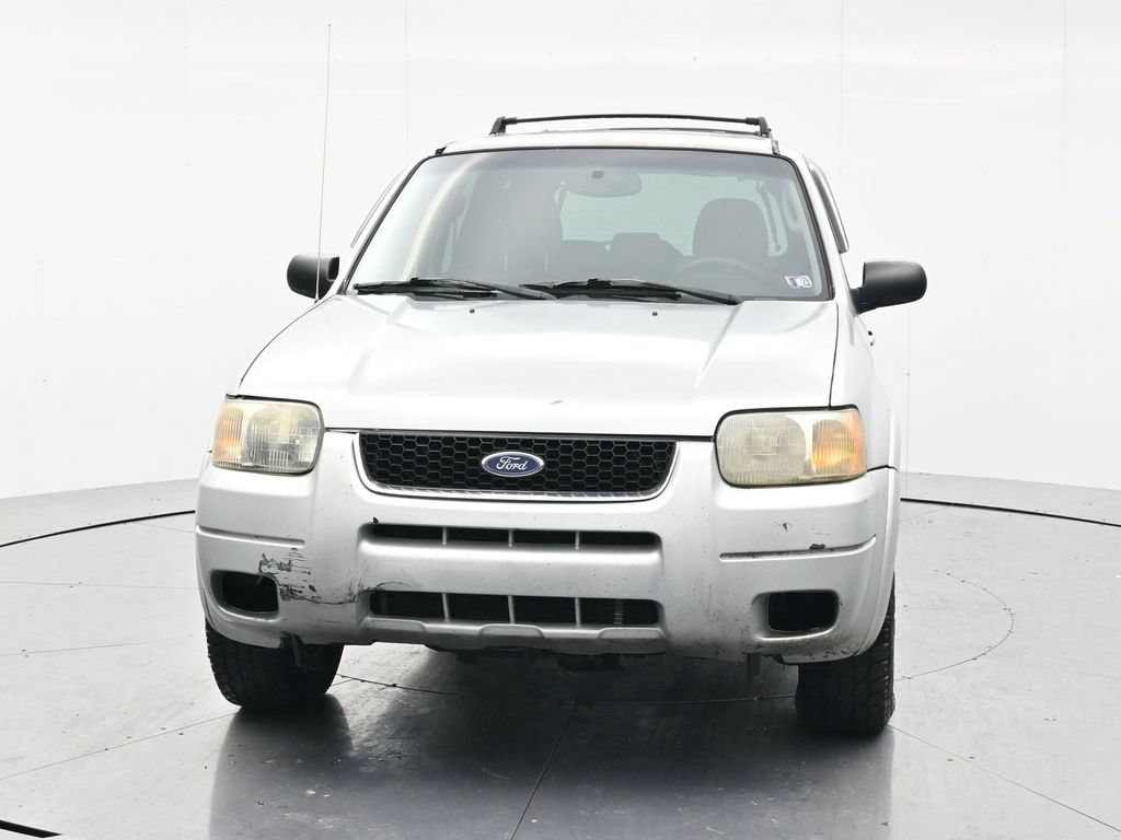 Used 2003 Ford Escape Limited with VIN 1FMCU04193KC88836 for sale in Minerva, OH