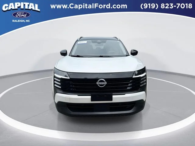 Used 2025 White Nissan SV image 3