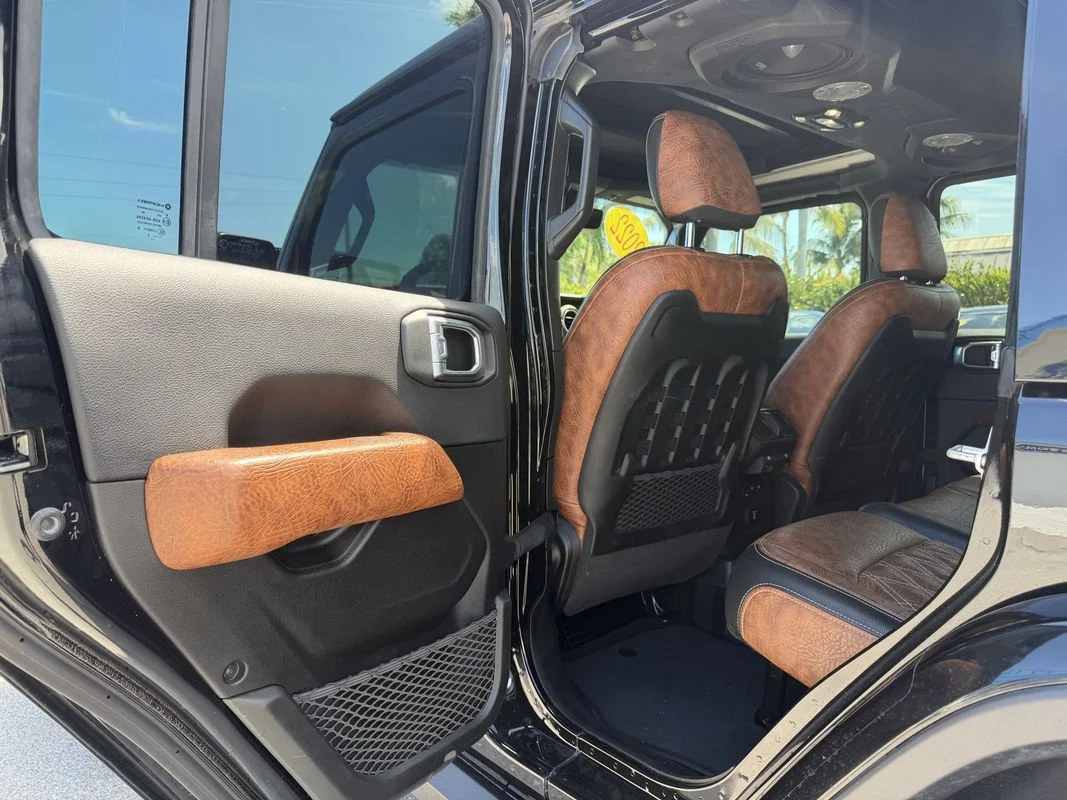 Used 2022  Jeep Rubicon 392 4x4 image 18