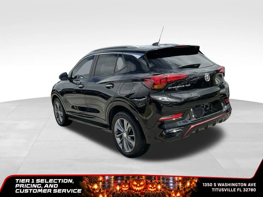 Used 2023 EBONY TWILIGHT METALLIC Buick Select image 3