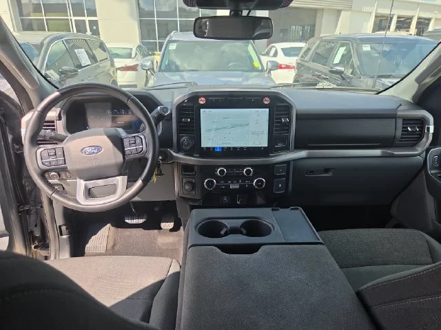 Used 2024 Gray Ford XLT image 12
