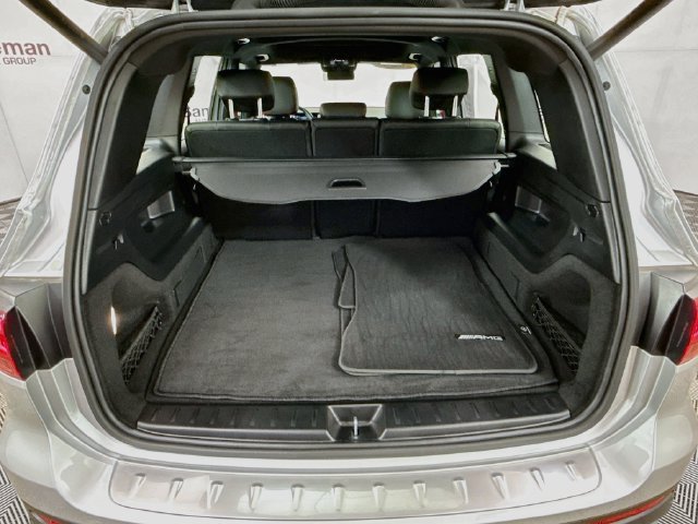 Used 2024 Iridium Silver Metallic Mercedes-Benz GLB 35 AMG® image 27