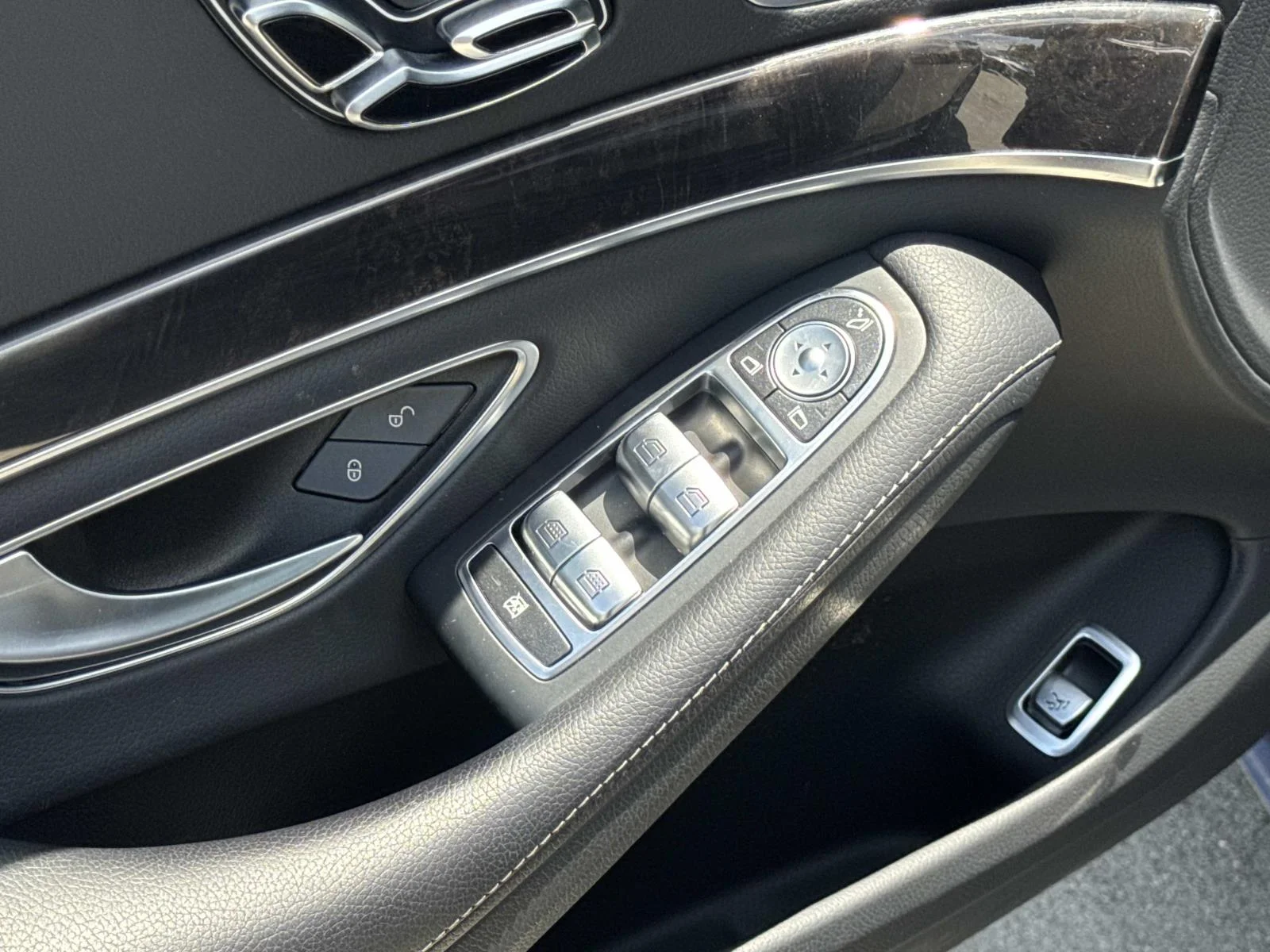 Used 2018 Anthracite Blue Metallic Mercedes-Benz S 450 Sedan image 15