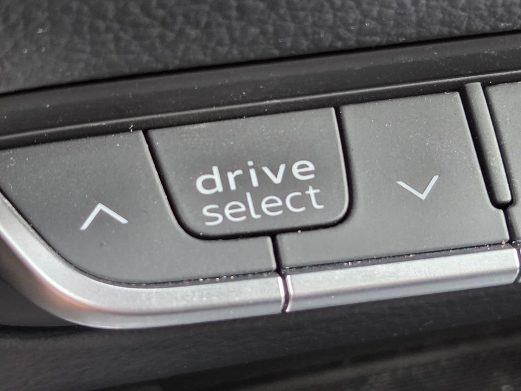 2023 Audi SQ5 Premium Plus - Photo 14