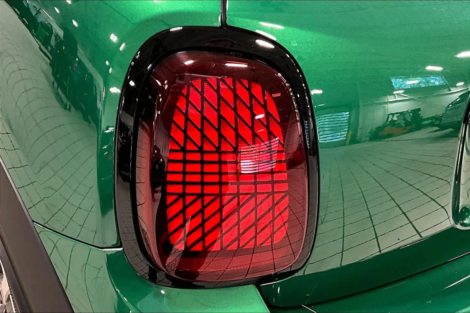 Used 2025 British Racing Green IV Metallic MINI Cooper image 27