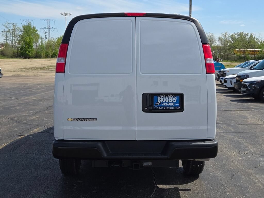 2026 Chevrolet Express Cargo Work Van - Photo 13