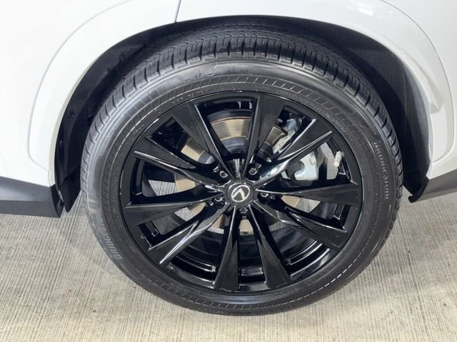 Used 2023 Ultra White Lexus 350 F SPORT Handling image 35