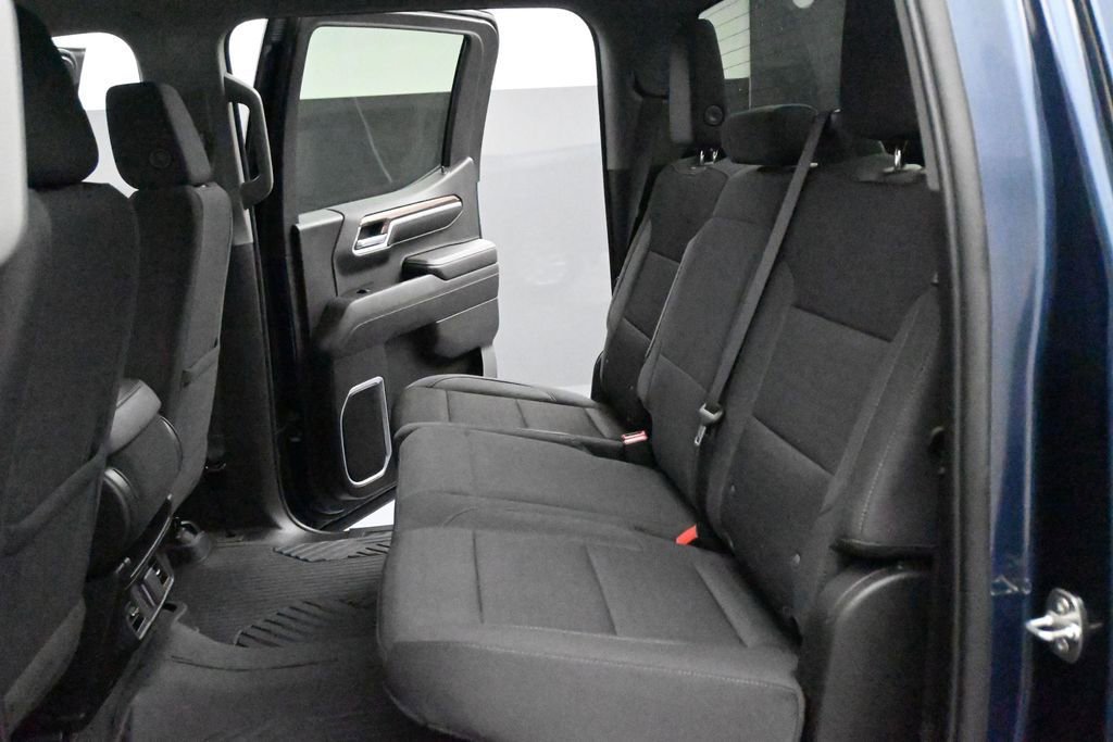 Used 2022 Northsky Blue Metallic Chevrolet LT image 17