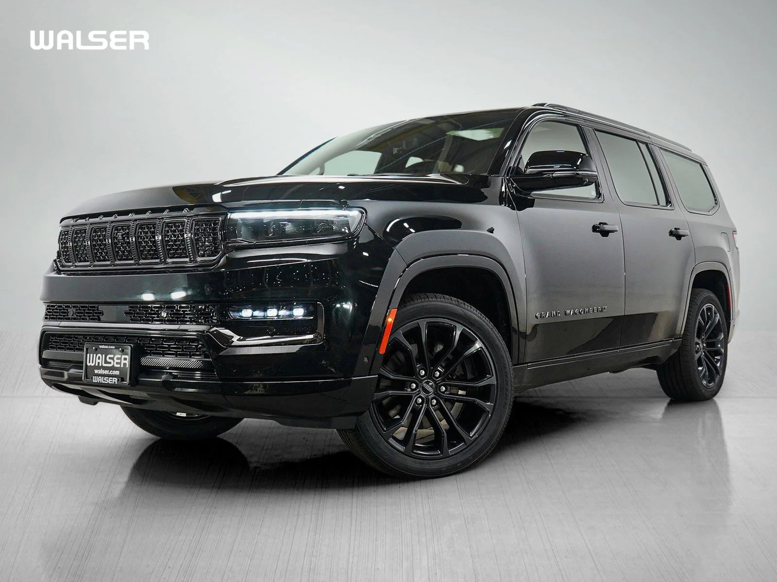 2022 Jeep Grand Wagoneer Obsidian 4WD's photo