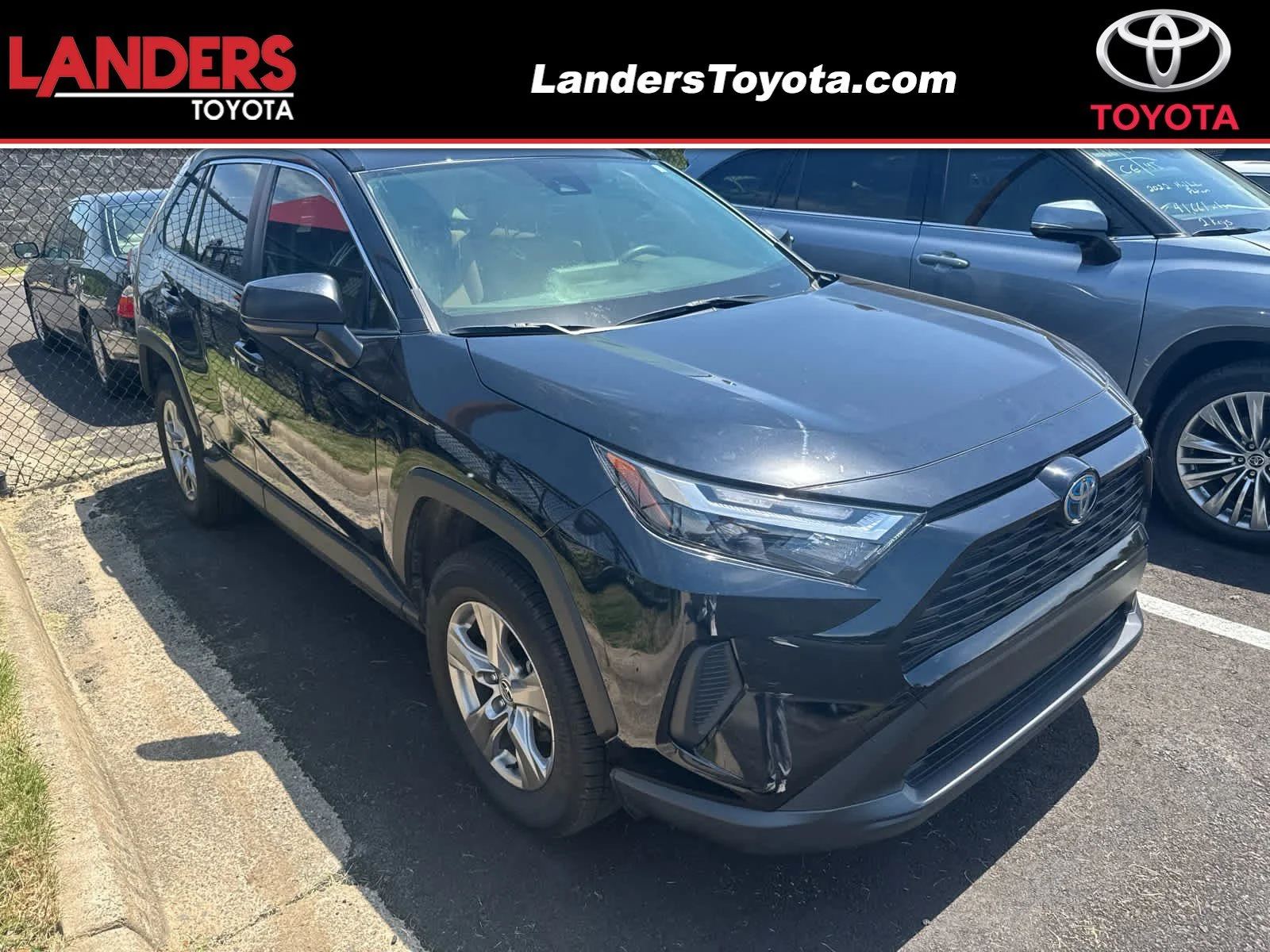 2023 Toyota RAV4 Hybrid LE AWD's photo