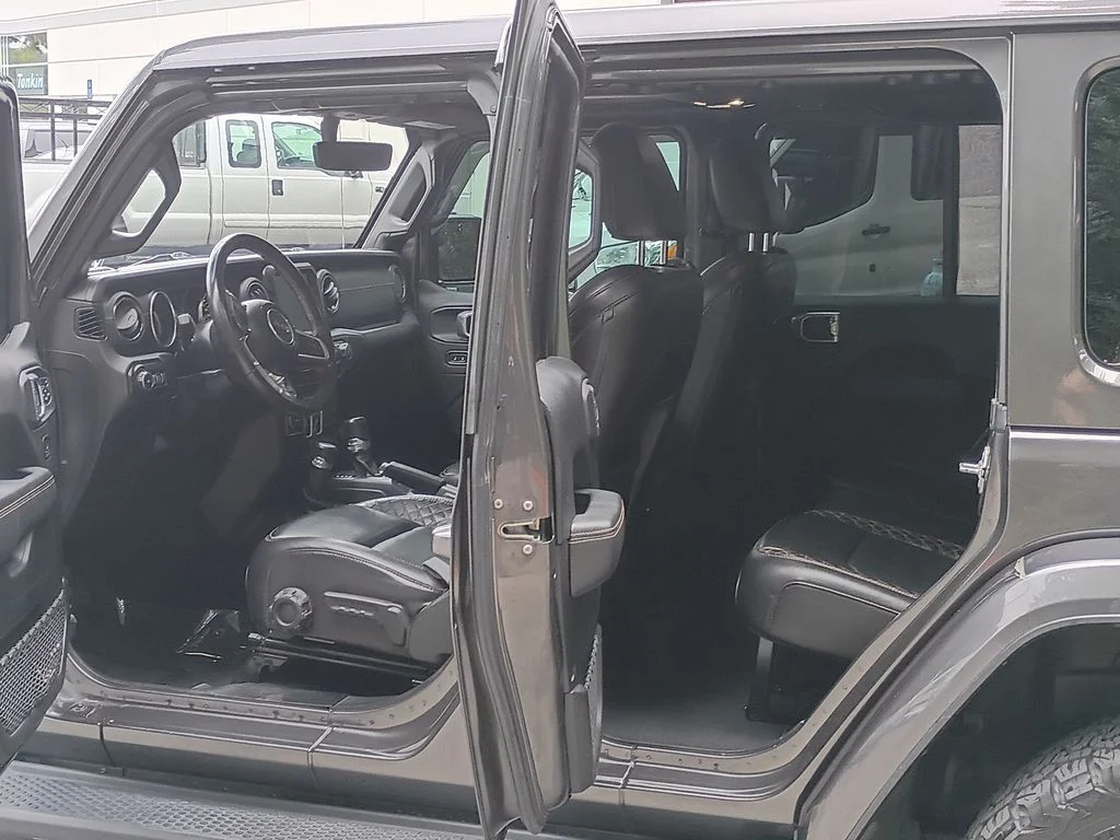 Used 2021 Granite Crystal Metallic Clearcoat Jeep Unlimited Sahara High Altitude image 16